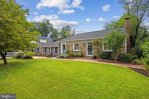 6410 Potomac Ave, Alexandria, VA 22307