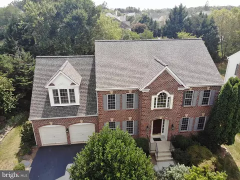 13611 Weinstein Ct, Centreville, VA 20120