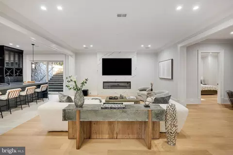 Living - 725 Lawton St, Mclean, VA 22101 photo 5 of 5