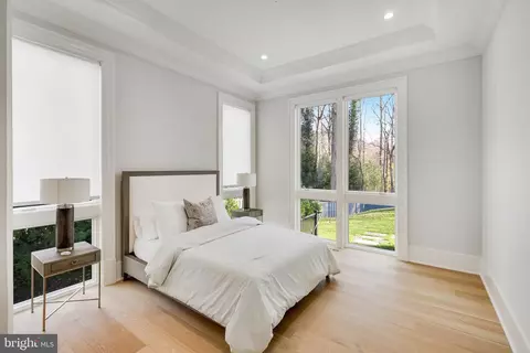 Bedroom - 725 Lawton St, Mclean, VA 22101 photo 1 of 8
