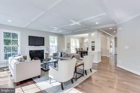 1102 Ware St SW, Vienna, VA 22180 photo 16