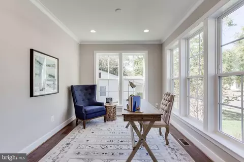 1102 Ware St SW, Vienna, VA 22180 photo 5