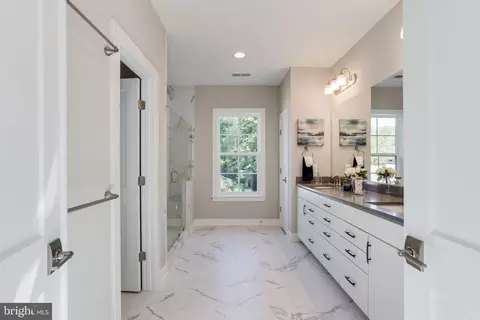 1102 Ware St SW, Vienna, VA 22180 photo 44