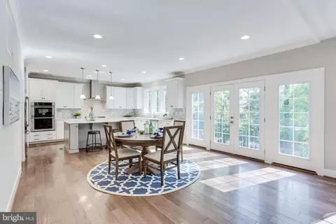 1102 Ware St SW, Vienna, VA 22180 photo 20