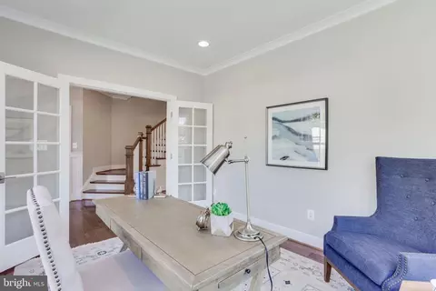 1102 Ware St SW, Vienna, VA 22180 photo 7