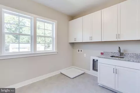 1102 Ware St SW, Vienna, VA 22180 photo 58