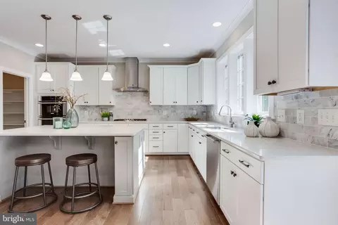 1102 Ware St SW, Vienna, VA 22180 photo 24