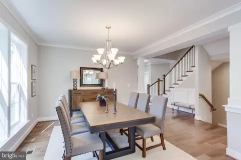 1102 Ware St SW, Vienna, VA 22180 photo 12