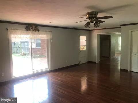 7301 Layton Dr, Springfield, VA 22150 photo 12