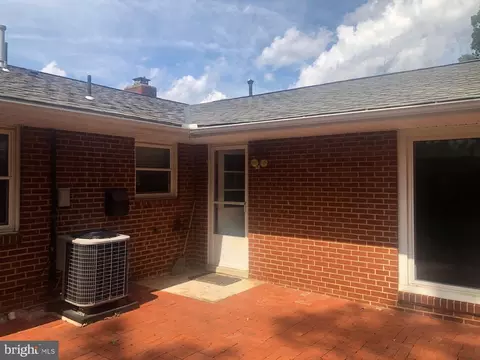 7301 Layton Dr, Springfield, VA 22150 photo 41
