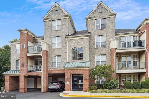 12161 Abington Hall Pl #303, Reston, VA 20190