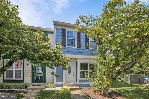 6901 Chiswick Ln, Alexandria, VA 22310