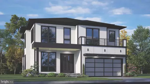 6351 Dogwood Pl, Falls Church, VA 22041