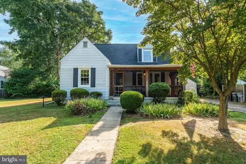 6233 Edison Dr, Alexandria, VA 22310