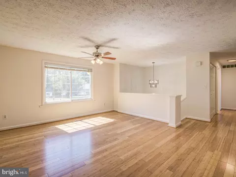 4520 Cub Run Rd, Chantilly, VA 20151 photo 8