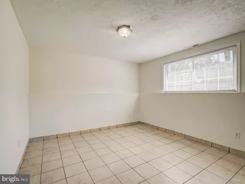 4520 Cub Run Rd, Chantilly, VA 20151 photo 31