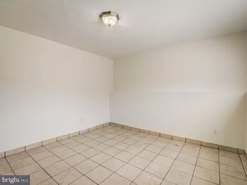 4520 Cub Run Rd, Chantilly, VA 20151 photo 32