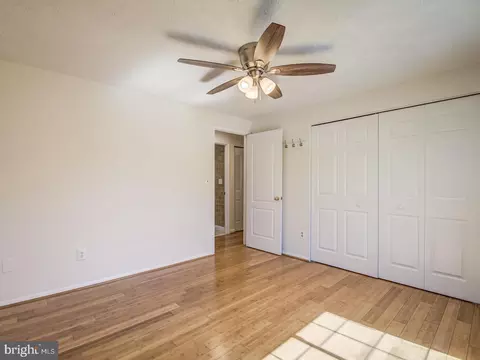 4520 Cub Run Rd, Chantilly, VA 20151 photo 24