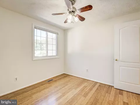 4520 Cub Run Rd, Chantilly, VA 20151 photo 26