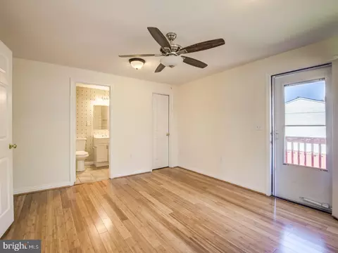 4520 Cub Run Rd, Chantilly, VA 20151 photo 17