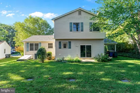 7932 Saint Dennis Dr, Springfield, VA 22153 photo 32
