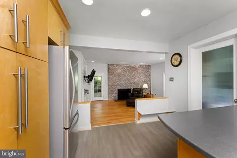 7932 Saint Dennis Dr, Springfield, VA 22153 photo 19