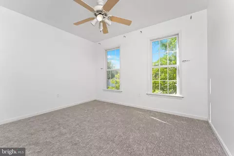 7932 Saint Dennis Dr, Springfield, VA 22153 photo 23