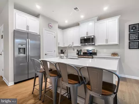1675 Bandit Loop #308B, Reston, VA 20190 photo 3