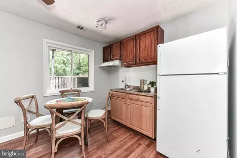 2194 Cartwright Pl, Reston, VA 20191 photo 29