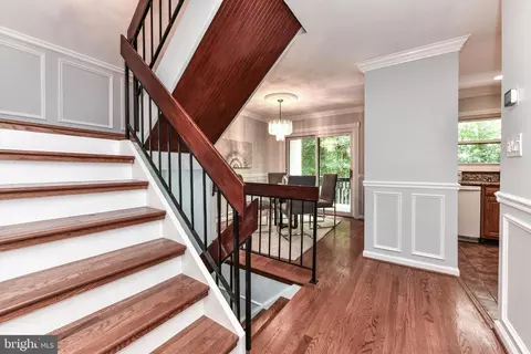 2194 Cartwright Pl, Reston, VA 20191 photo 8