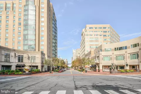 2194 Cartwright Pl, Reston, VA 20191 photo 45