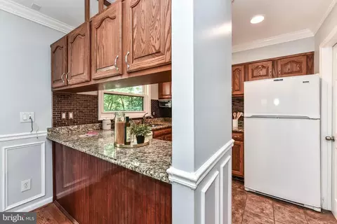 2194 Cartwright Pl, Reston, VA 20191 photo 11