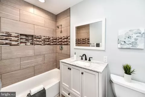 2194 Cartwright Pl, Reston, VA 20191 photo 21