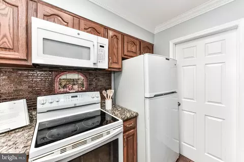 2194 Cartwright Pl, Reston, VA 20191 photo 15