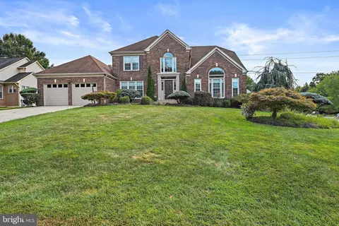 12633 Plow Ct, Fairfax, VA 22030
