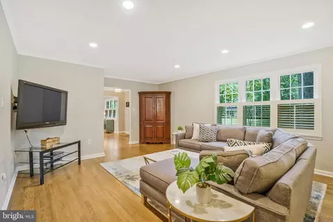 7804 Falstaff Rd, Mclean, VA 22102 photo 25