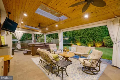 7804 Falstaff Rd, Mclean, VA 22102 photo 7
