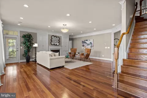 9300 Castle Hill Rd, Springfield, VA 22153 photo 21
