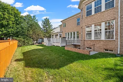 9300 Castle Hill Rd, Springfield, VA 22153 photo 48