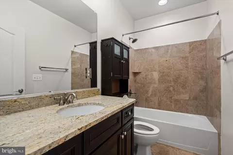 9300 Castle Hill Rd, Springfield, VA 22153 photo 53