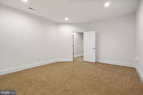 9300 Castle Hill Rd, Springfield, VA 22153 photo 54