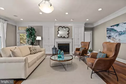 9300 Castle Hill Rd, Springfield, VA 22153 photo 18