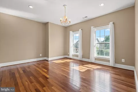 9300 Castle Hill Rd, Springfield, VA 22153 photo 43