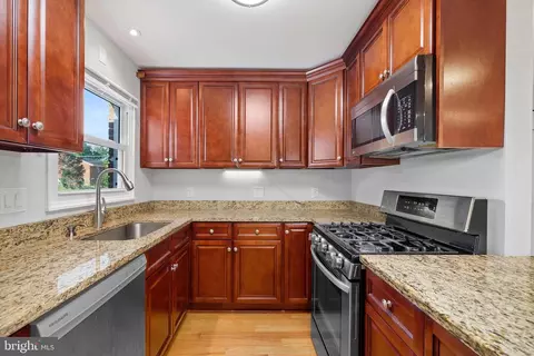 5502 Joplin St, Springfield, VA 22151 photo 13