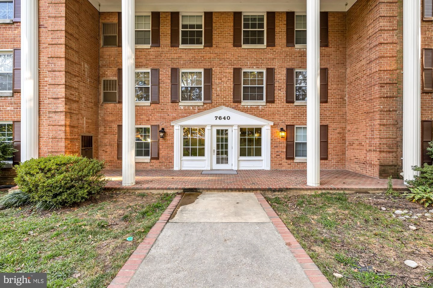 7640 Provincial Dr #215, Mclean, VA 22102 photo 1