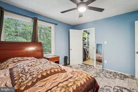 2280 White Cornus Ln, Reston, VA 20191 photo 35