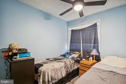2280 White Cornus Ln, Reston, VA 20191 photo 30