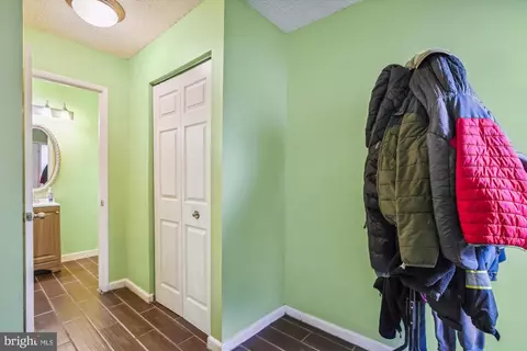 2280 White Cornus Ln, Reston, VA 20191 photo 12