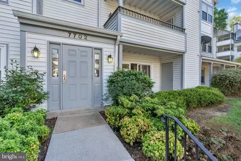 7702 Lafayette Forest Dr #1, Annandale, VA 22003