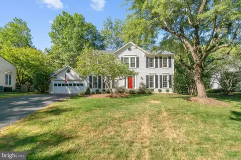 15198 Stillfield Pl, Centreville, VA 20120